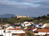 Pueblo y Castillo