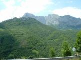 Las montañas y el desfiladero de los Beyos