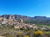 Murillo, mallos de riglos al fondo